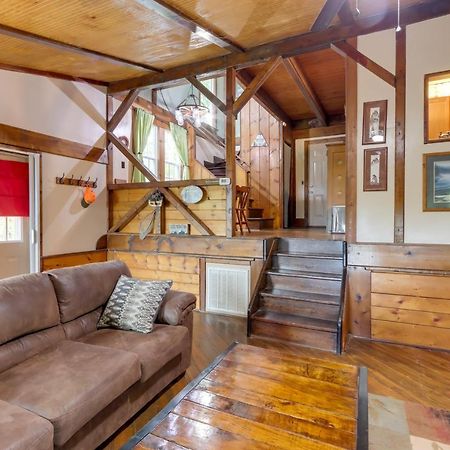 Mountaintop Ellijay Cabin With Private Hot Tub Dış mekan fotoğraf